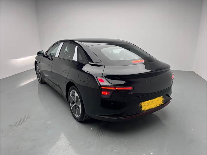 Фото 6 - XPeng Mona M03