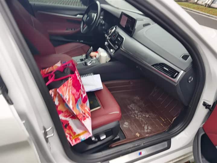 Фото 8 - BMW 5 Series