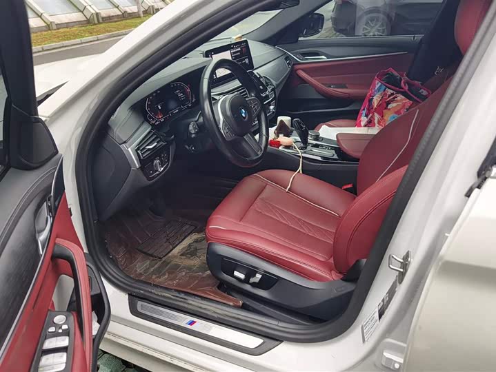 Фото 9 - BMW 5 Series