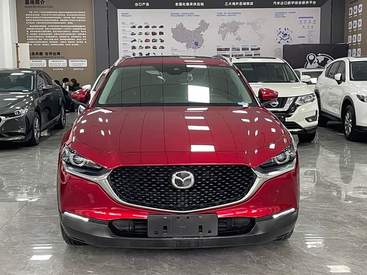 Фото 2 - Mazda CX-30