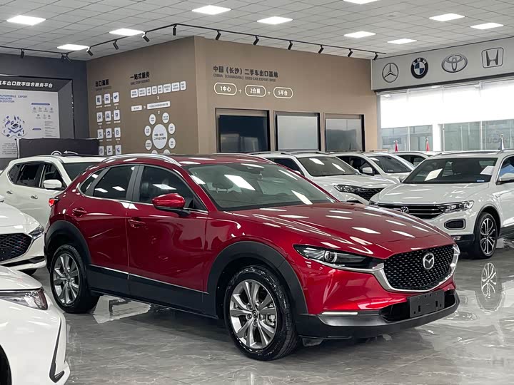 Фото 3 - Mazda CX-30