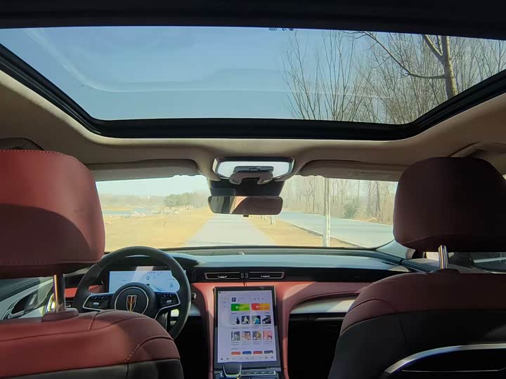 Фото 6 - Hongqi H5 Hybrid