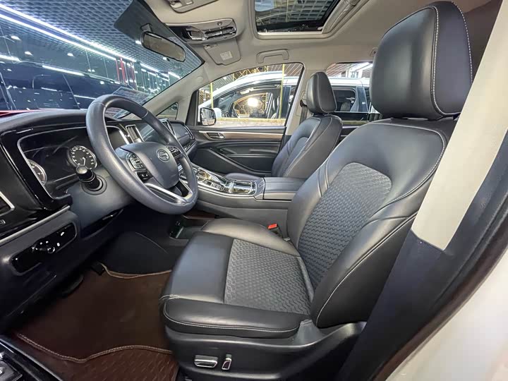 Фото 7 - GAC Trumpchi M8