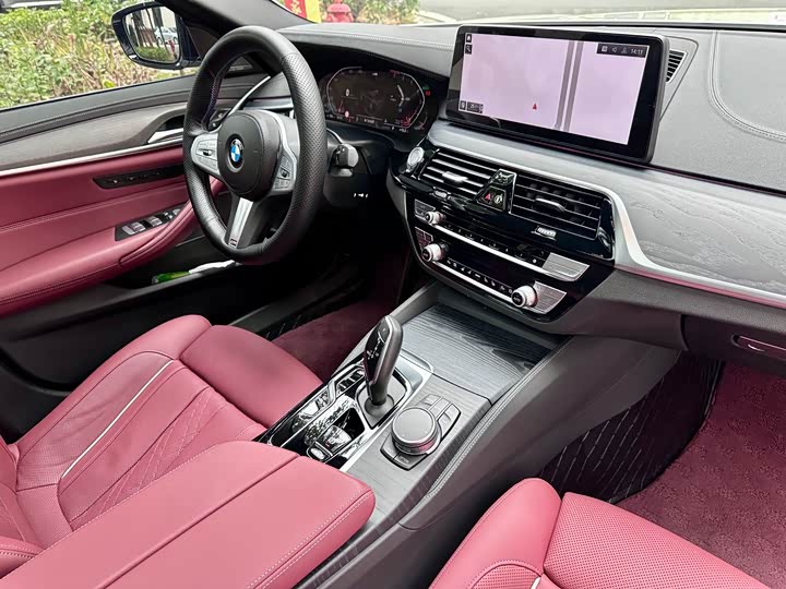 Фото 9 - BMW 5 Series
