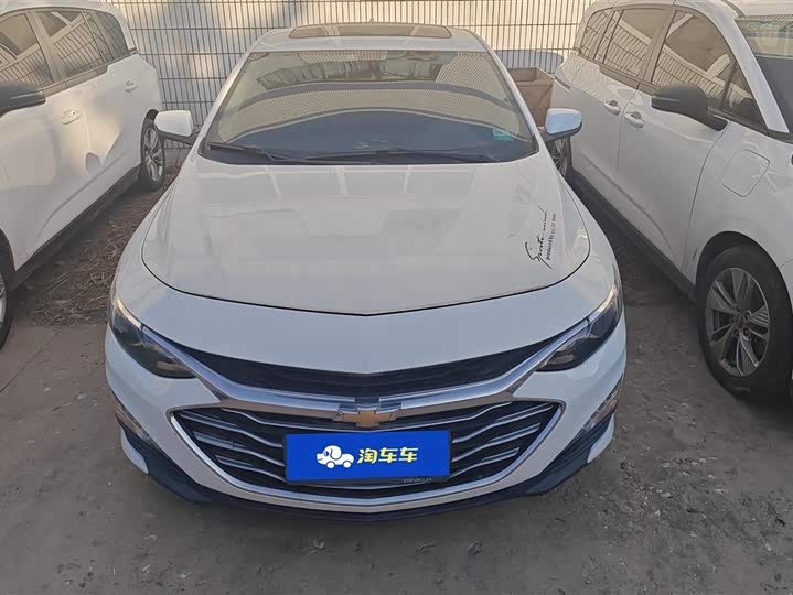 Фото 2 - Chevrolet Malibu XL