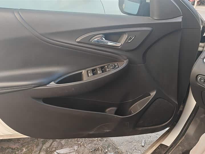 Фото 7 - Chevrolet Malibu XL