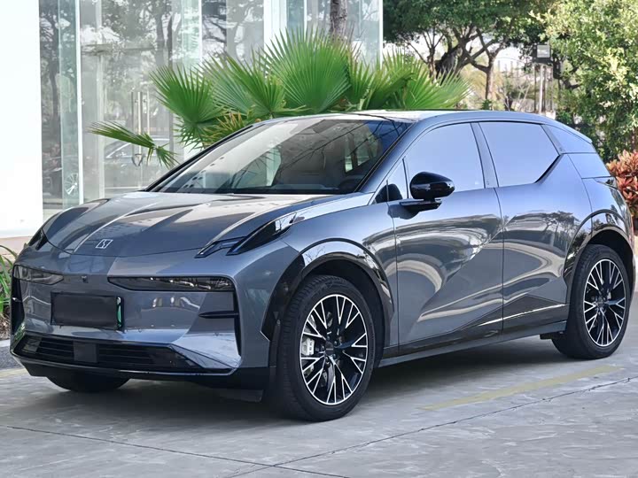 Фото 1 - Zeekr X