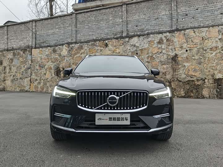 Фото 2 - Volvo XC60