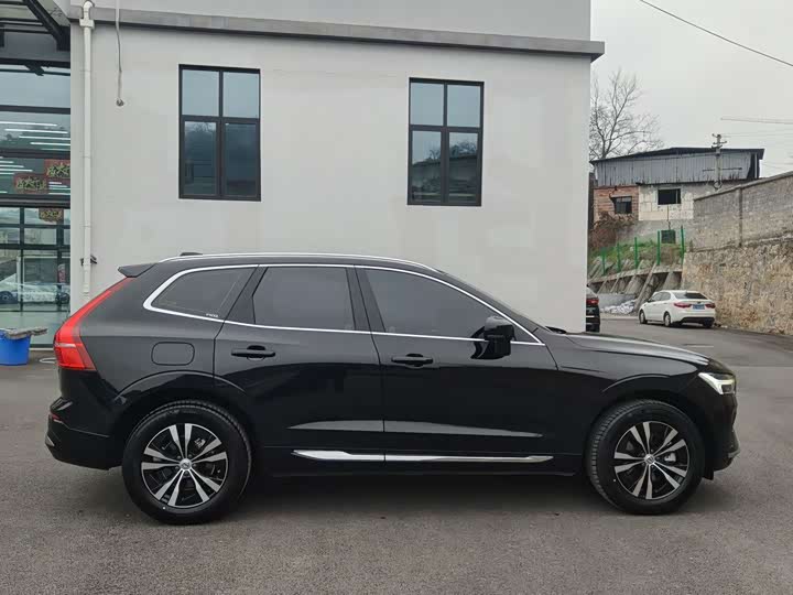 Фото 7 - Volvo XC60