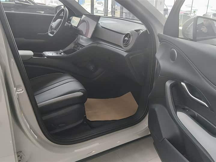 Фото 8 - BYD Sea Lion 05 DM-i Hybrid