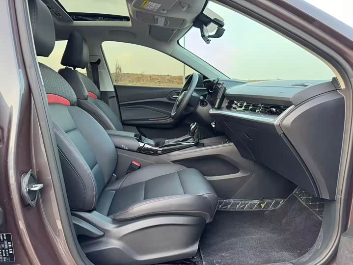 Фото 6 - MG Motor 5