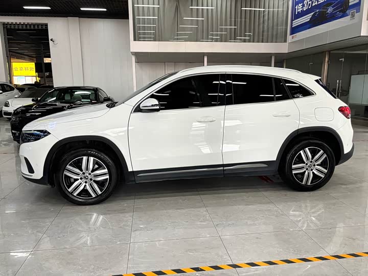 Фото 3 - Mercedes-Benz EQA