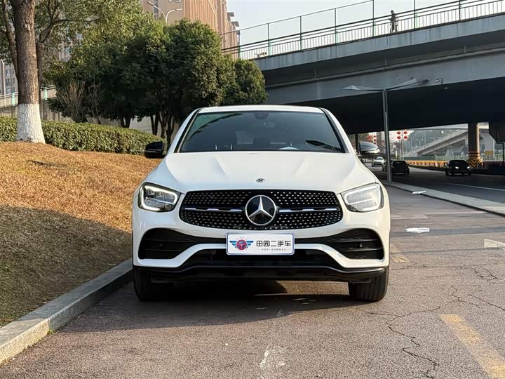 Фото 2 - Mercedes-Benz GLC-Class Coupe
