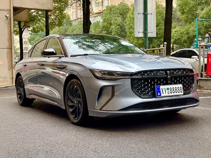 Фото 6 - Lincoln Z (Zephyr)