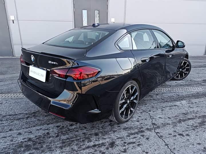 Фото 3 - BMW 2 Series