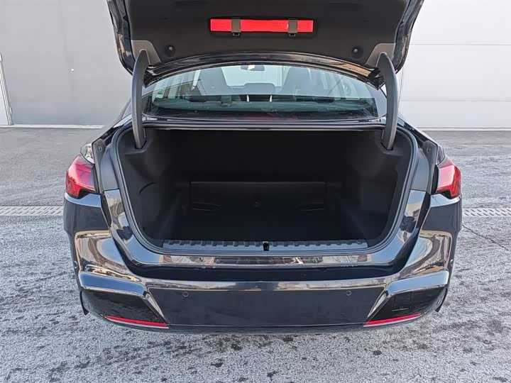 Фото 6 - BMW 2 Series