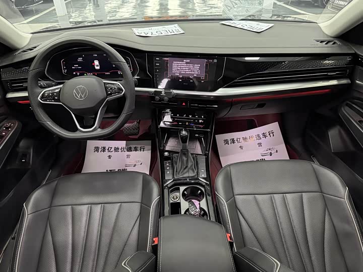 Фото 9 - Volkswagen Passat