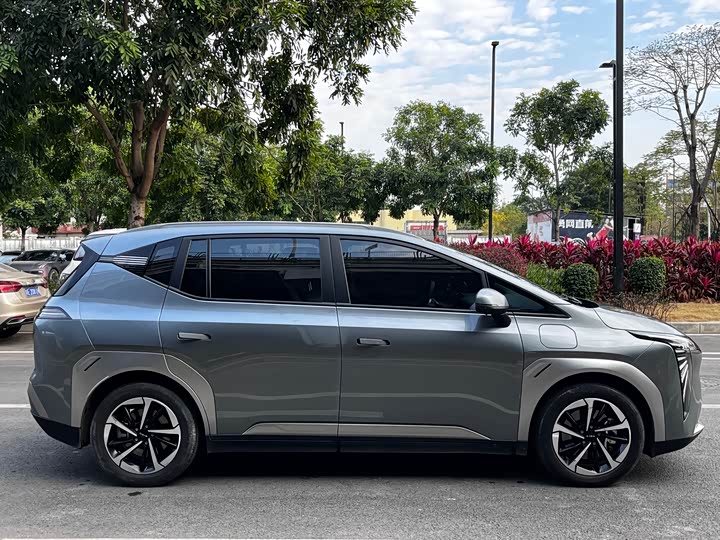 Фото 9 - GAC Aion Y