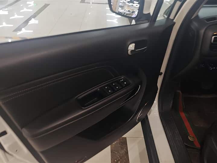 Фото 7 - GAC Trumpchi GS3