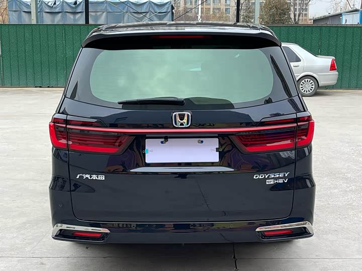 Фото 5 - Honda Odyssey