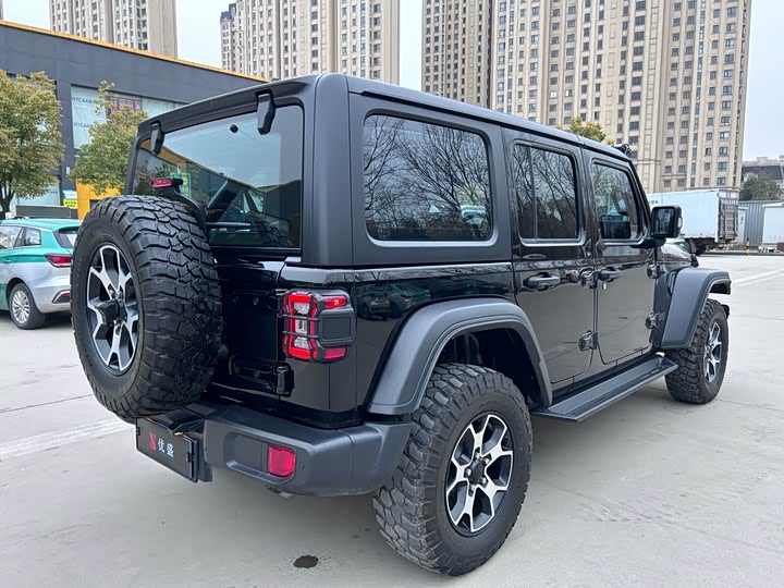 Jeep Wrangler 2021 2021款 2.0T 罗宾汉四门版