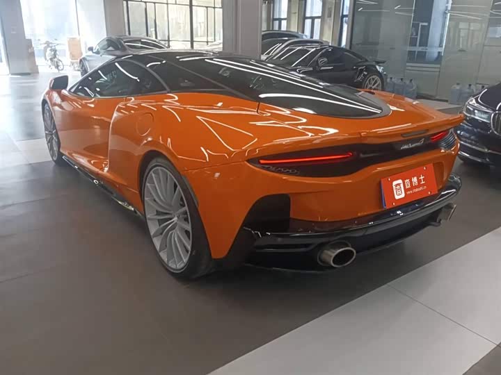 Фото 5 - McLaren GT