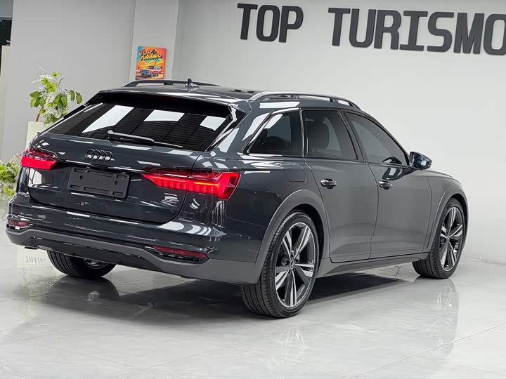 Фото 4 - Audi A6