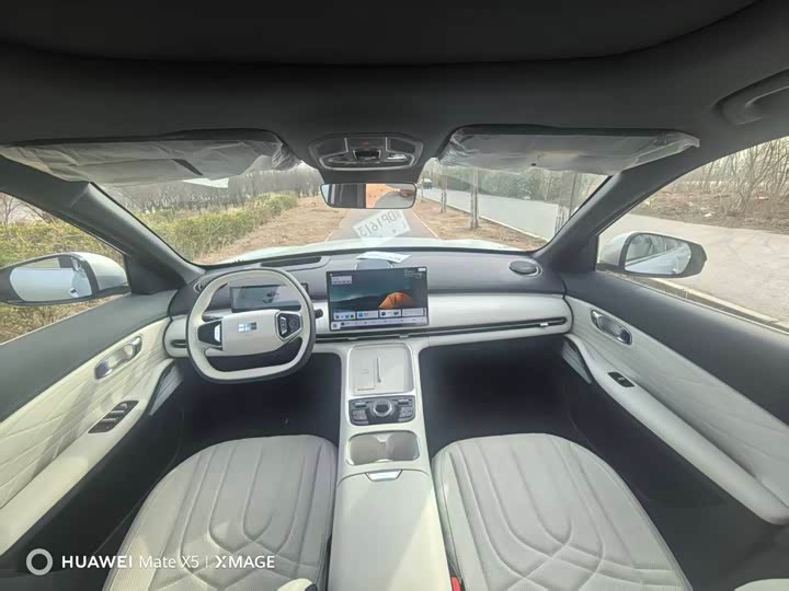 Фото 6 - Geely Galaxy Starship 7