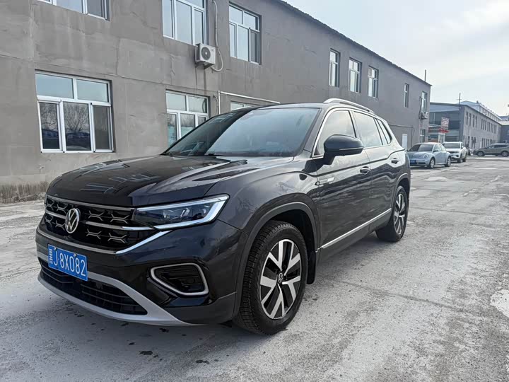 Фото 1 - Volkswagen Tayron