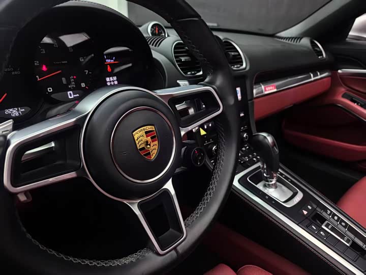 Фото 7 - Porsche 718