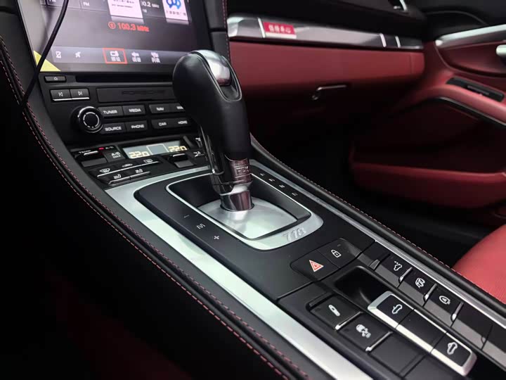 Фото 8 - Porsche 718