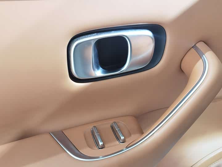 Фото 5 - Leapmotor C10