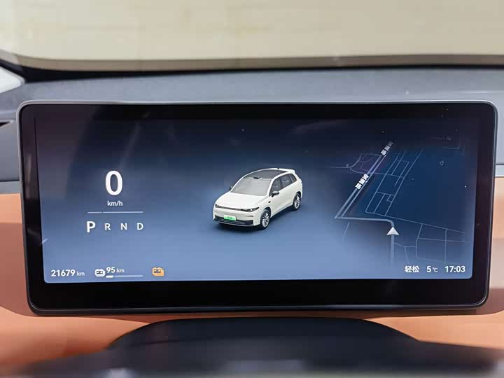 Фото 8 - Leapmotor C10