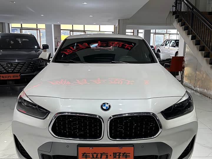 Фото 2 - BMW X2