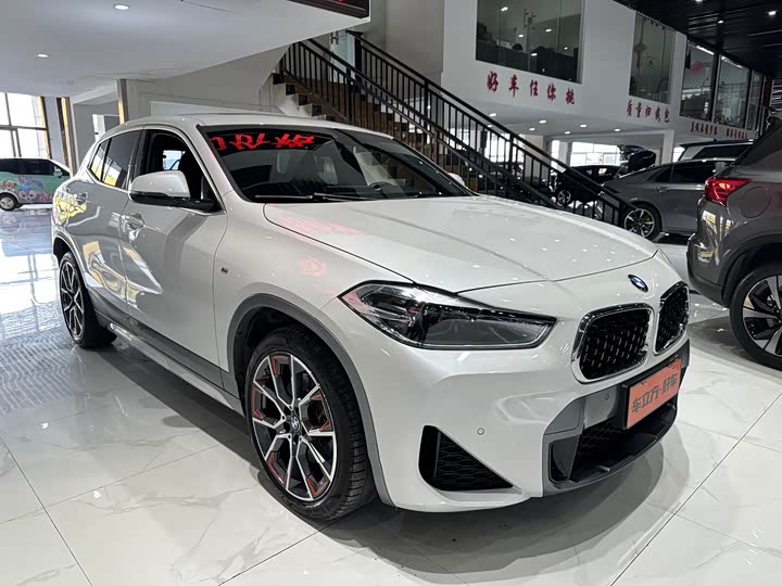Фото 3 - BMW X2