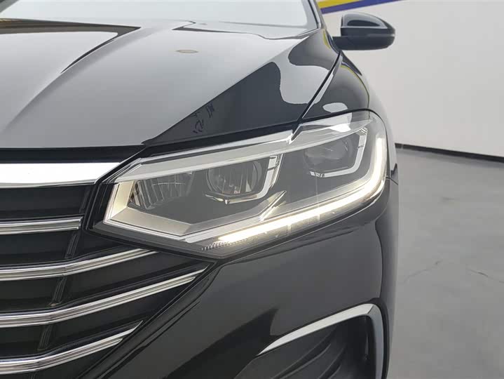 Фото 5 - Volkswagen Lavida