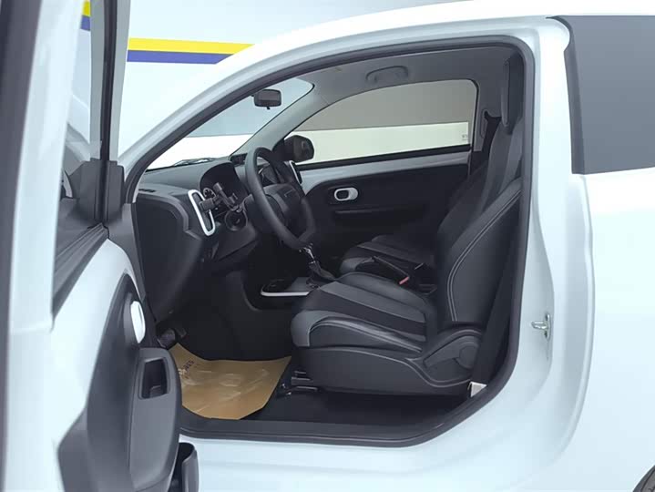 Фото 9 - Roewe Clever