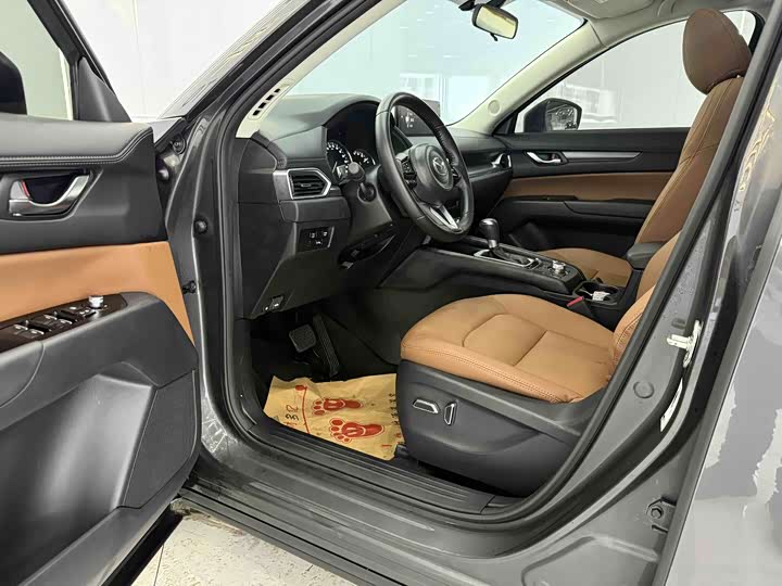 Фото 9 - Mazda CX-5