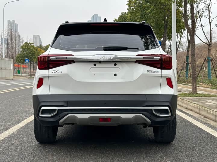 Фото 5 - Kia KX3