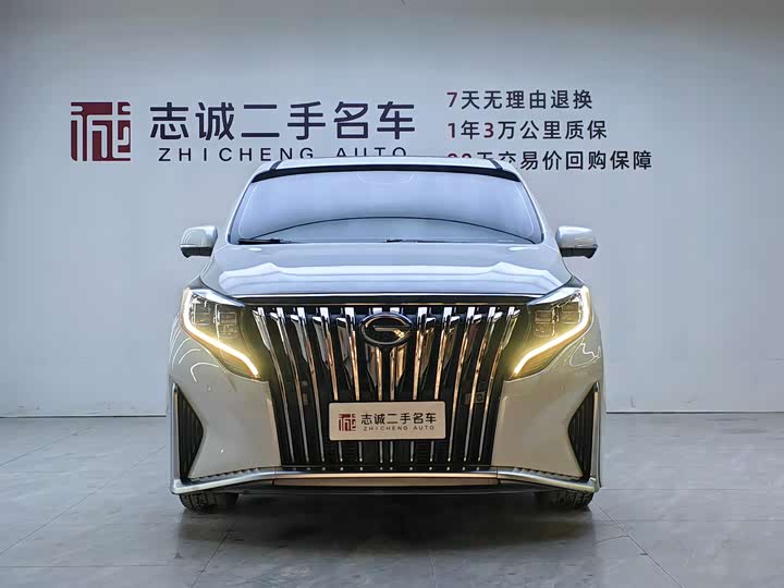 Фото 2 - GAC Trumpchi M8