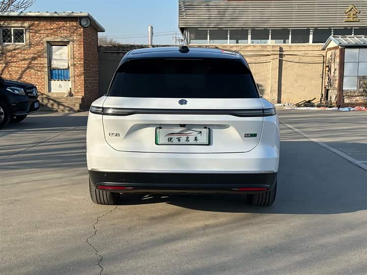 Фото 5 - Nio ES8