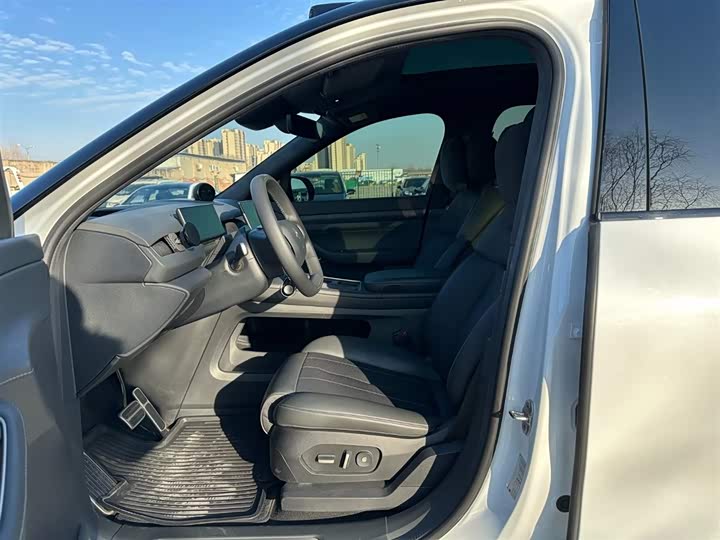 Фото 9 - Nio ES8