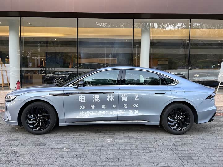 Фото 3 - Lincoln Z (Zephyr)