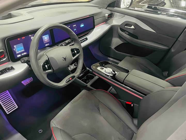 Фото 8 - BAIC Arcfox Alpha S