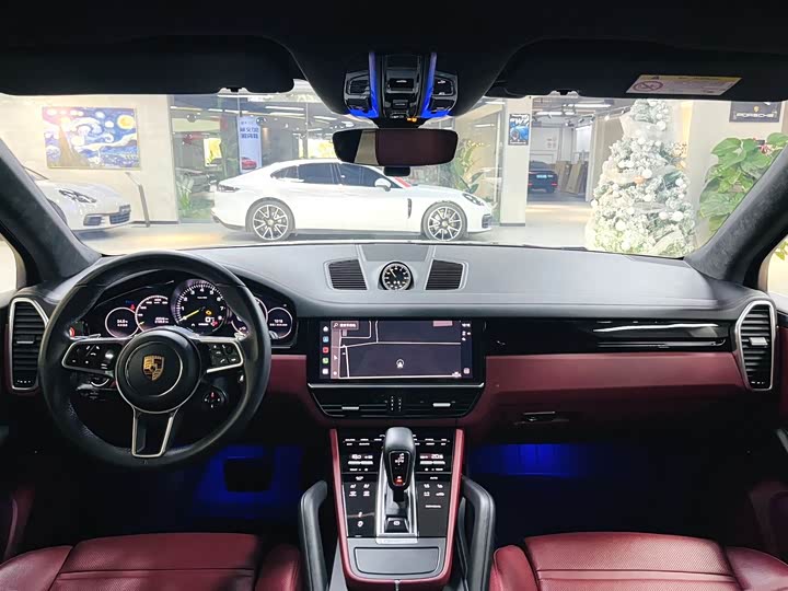 Фото 7 - Porsche Cayenne Hybrid