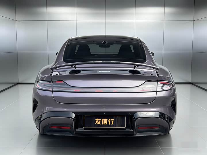 Фото 5 - Xiaomi SU7