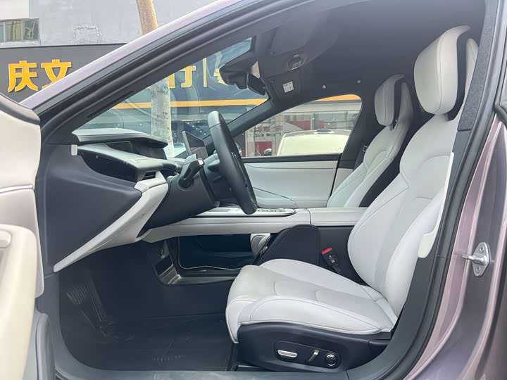 Фото 7 - Xiaomi SU7