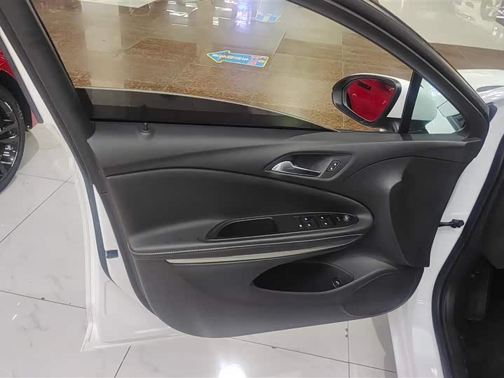 Фото 7 - Buick Verano