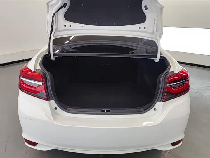 Фото 4 - Toyota Vios