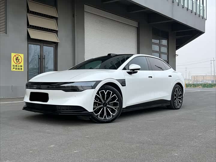 Фото 2 - Zeekr 007